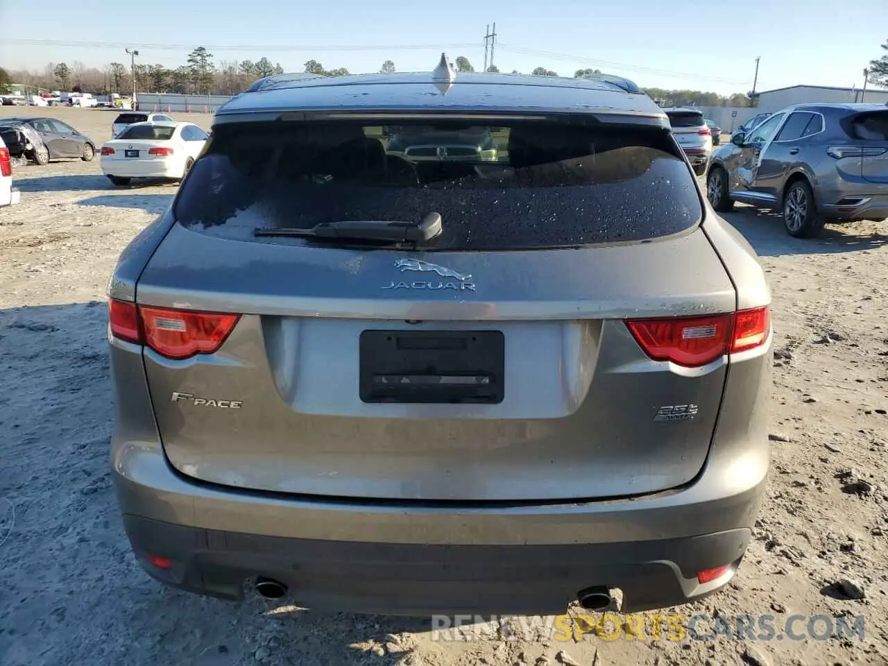 6 fotografías del automóvil dañado SADCJ2FX8KA361424 JAGUAR F-PACE 2019