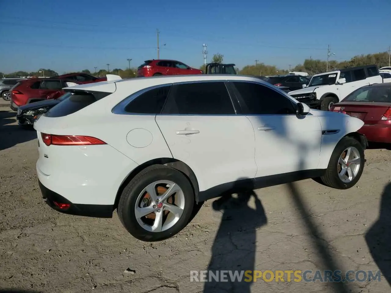 3 fotografías del automóvil dañado SADCJ2FX8KA363187 JAGUAR F-PACE 2019