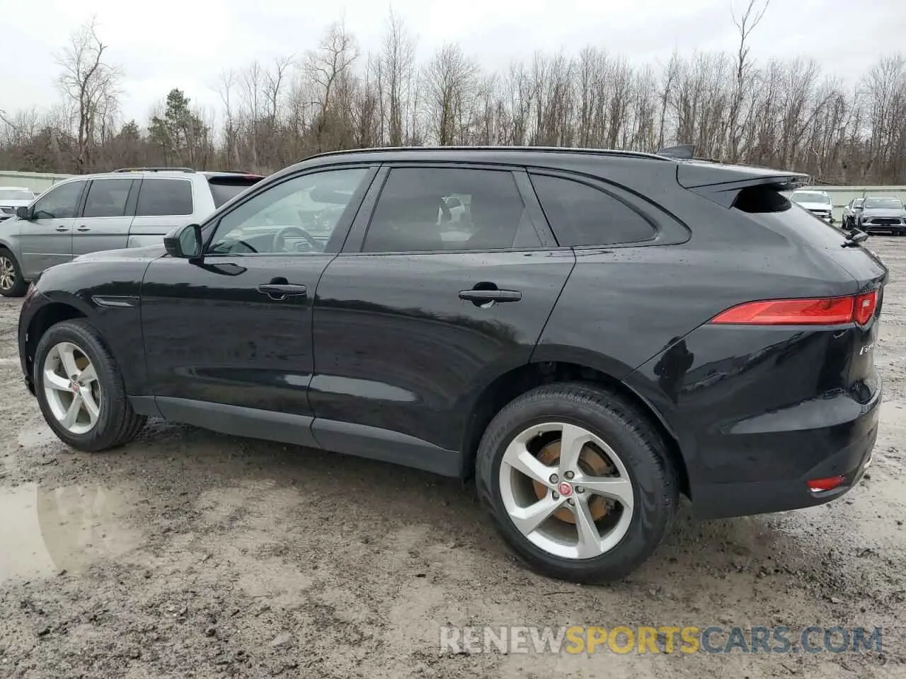 2 fotografías del automóvil dañado SADCJ2FXXKA367127 JAGUAR F-PACE 2019