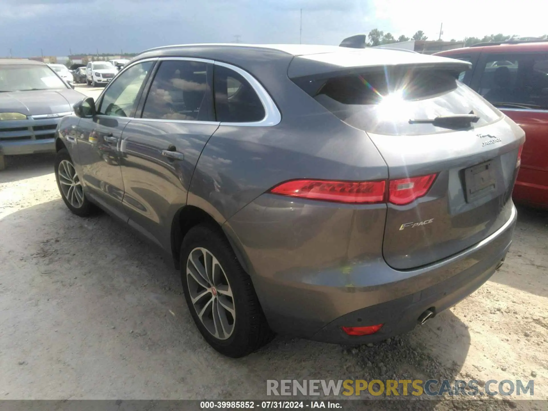 3 fotografías del automóvil dañado SADCJ2FXXKA610855 JAGUAR F-PACE 2019