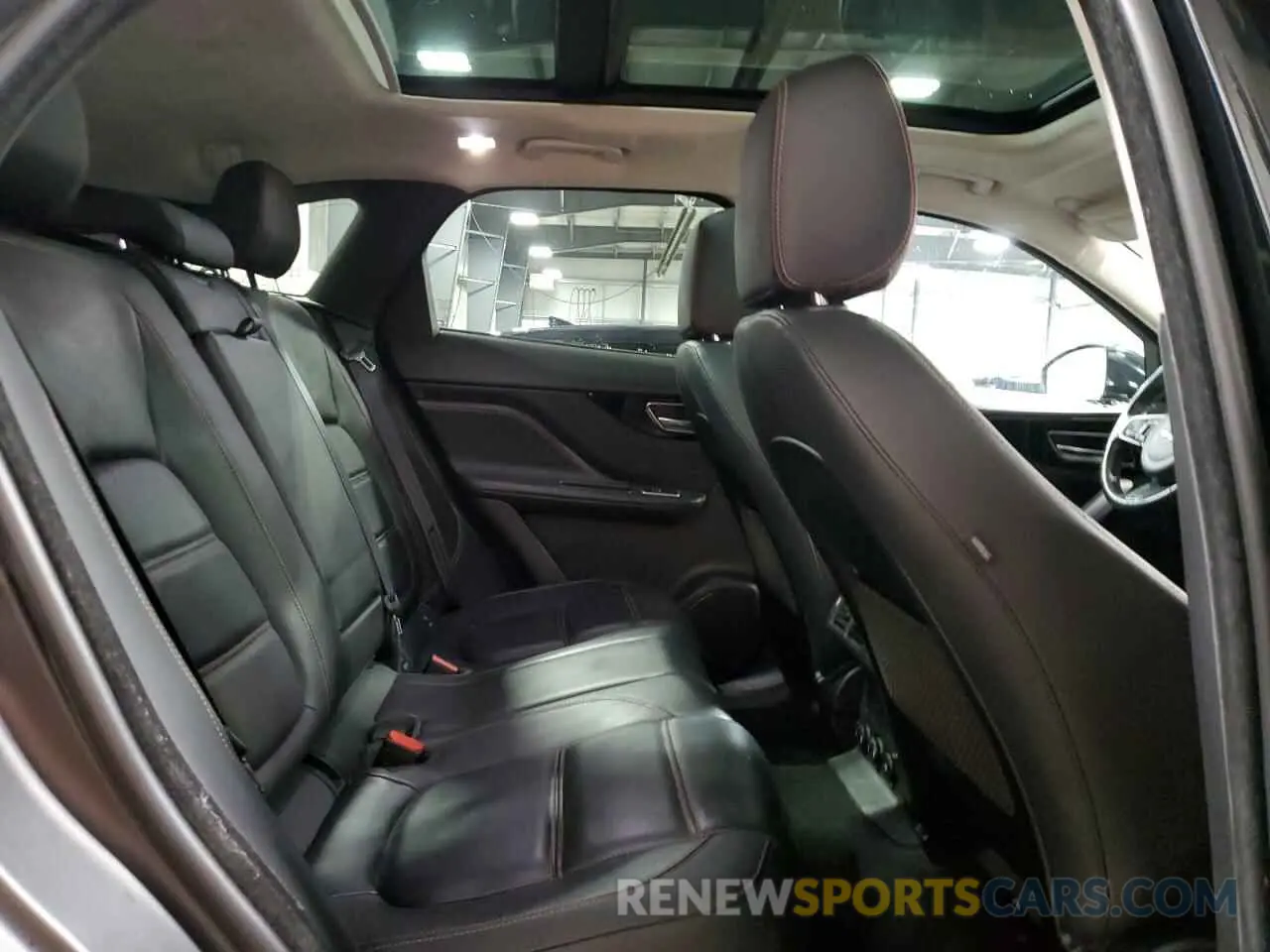 11 fotografías del automóvil dañado SADCK2FX0KA352021 JAGUAR F-PACE 2019