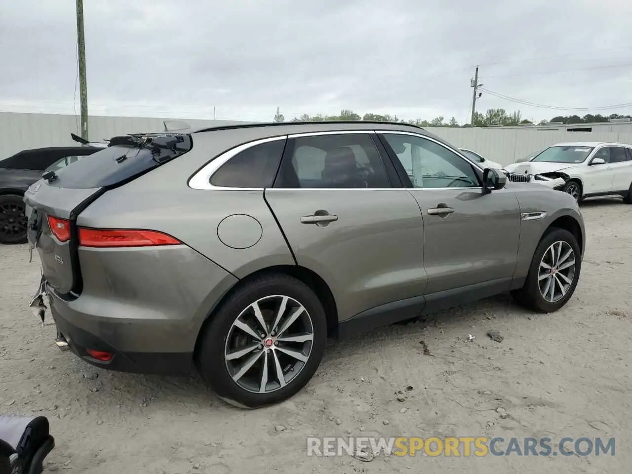 3 fotografías del automóvil dañado SADCK2FX0KA367828 JAGUAR F-PACE 2019