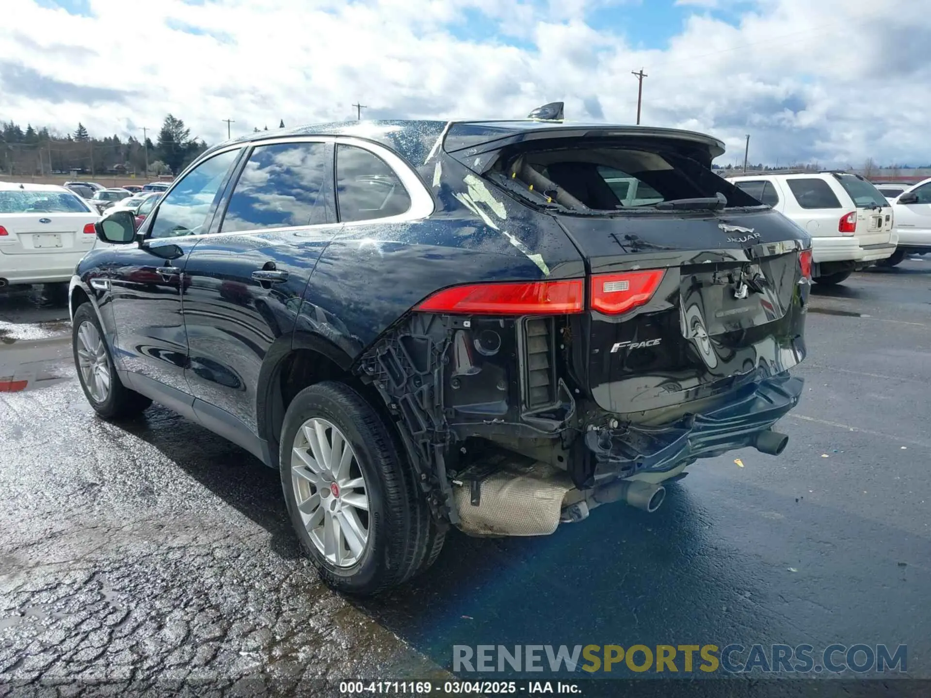 3 fotografías del automóvil dañado SADCK2GX1KA391800 JAGUAR F-PACE 2019