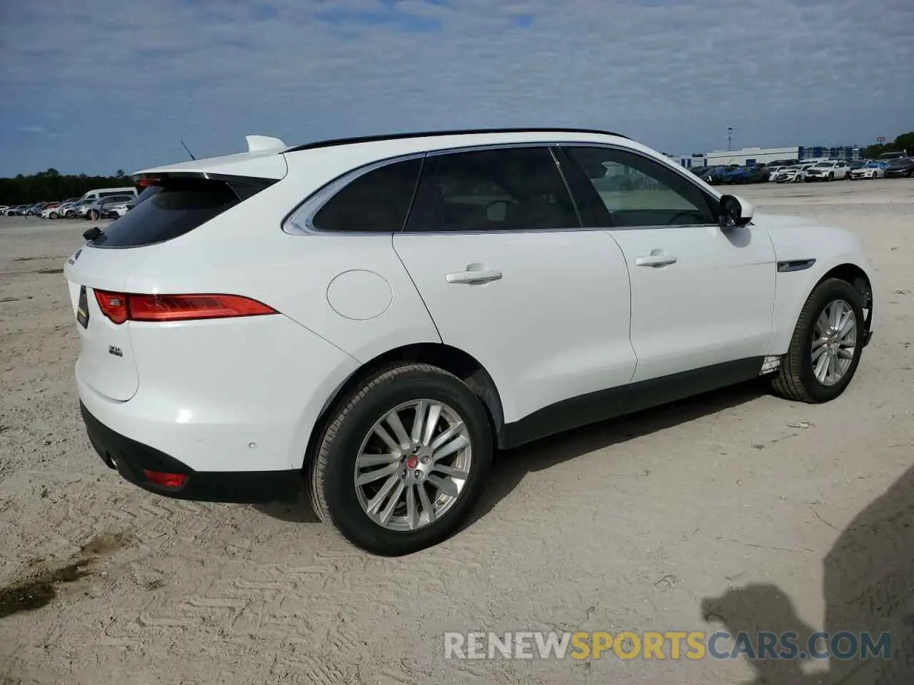 3 fotografías del automóvil dañado SADCK2GX4KA396800 JAGUAR F-PACE 2019