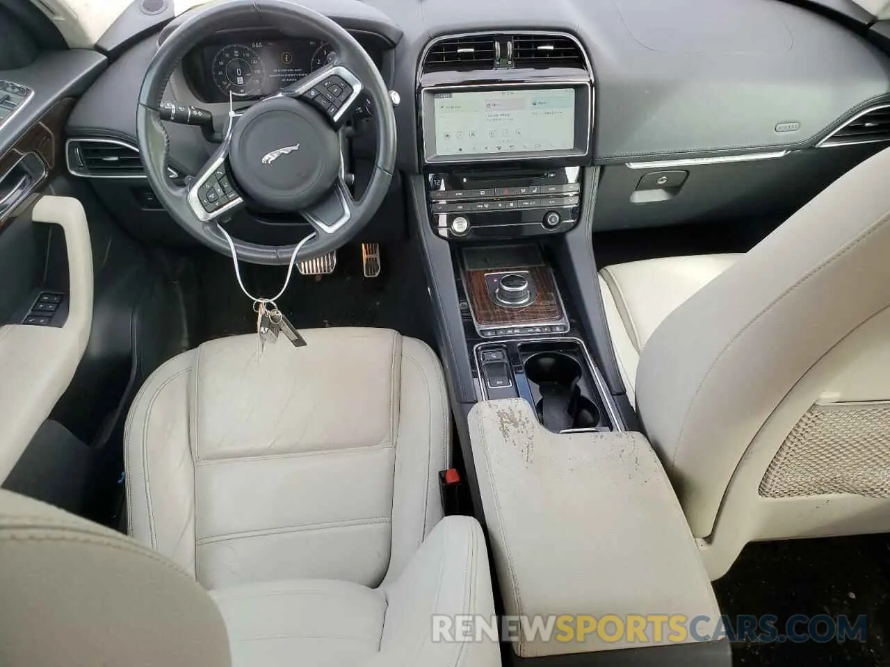 8 fotografías del automóvil dañado SADCK2GX4KA396800 JAGUAR F-PACE 2019