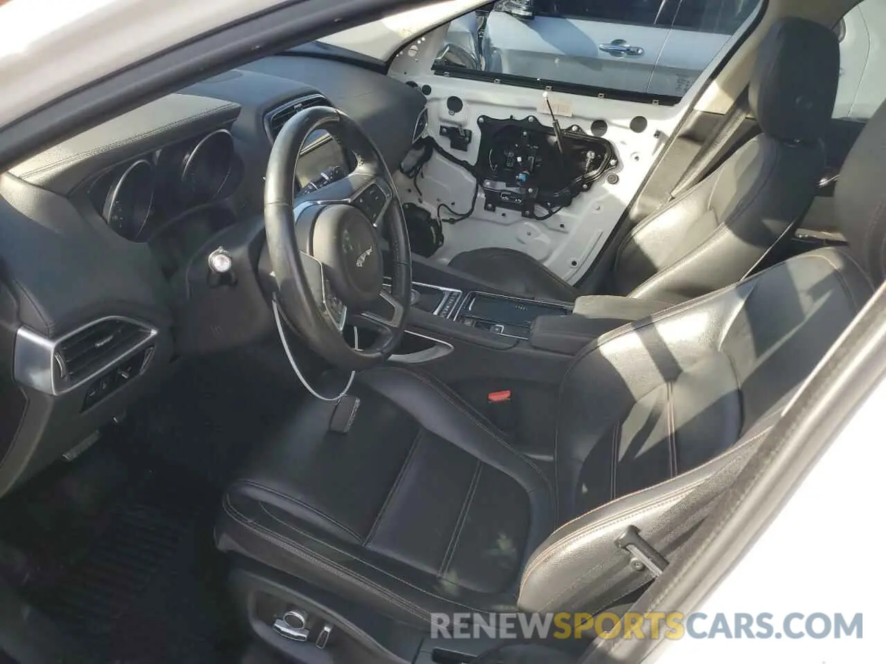 7 fotografías del automóvil dañado SADCK2GX8KA369003 JAGUAR F-PACE 2019