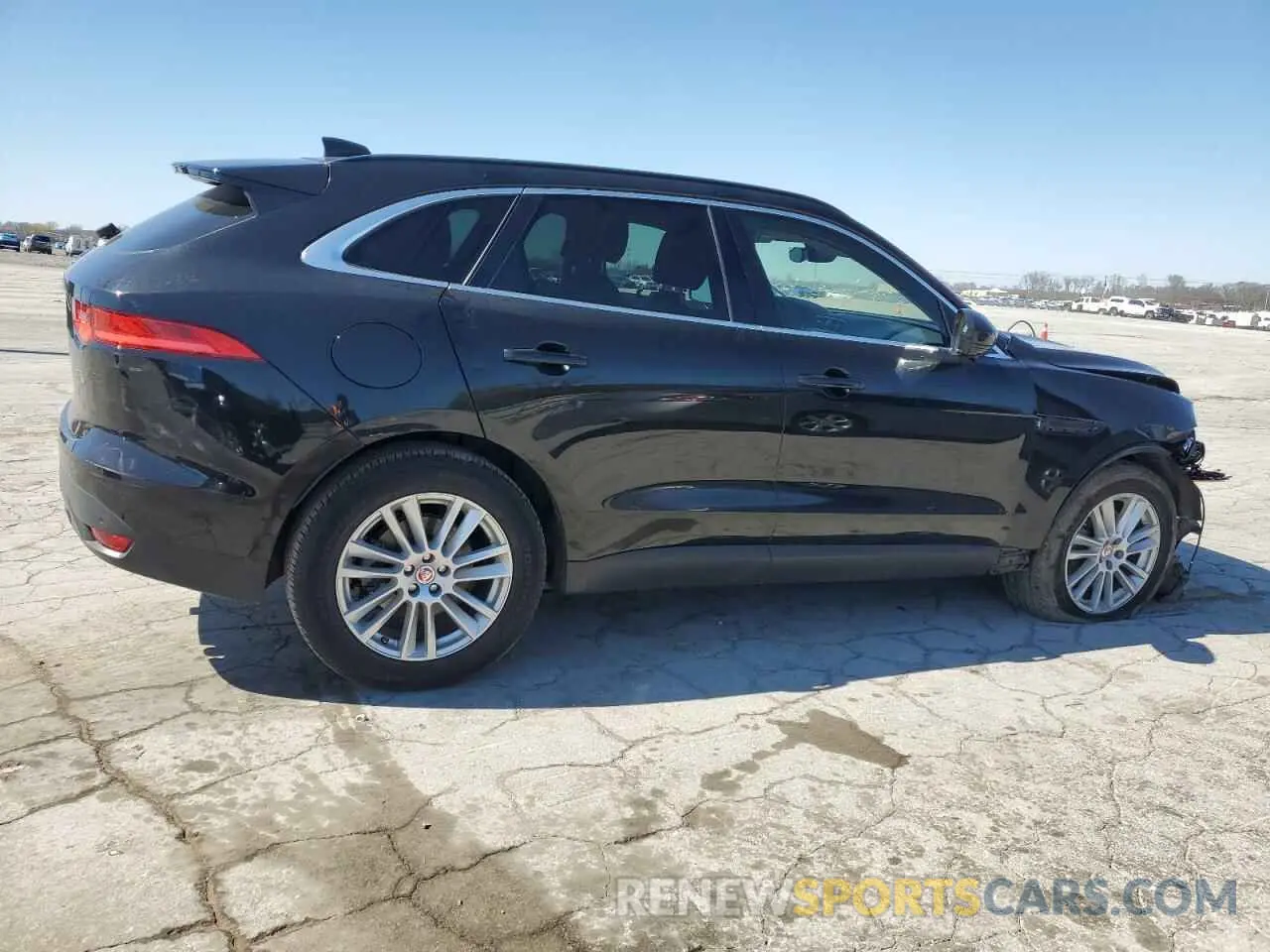 3 fotografías del automóvil dañado SADCK2GX9KA368541 JAGUAR F-PACE 2019