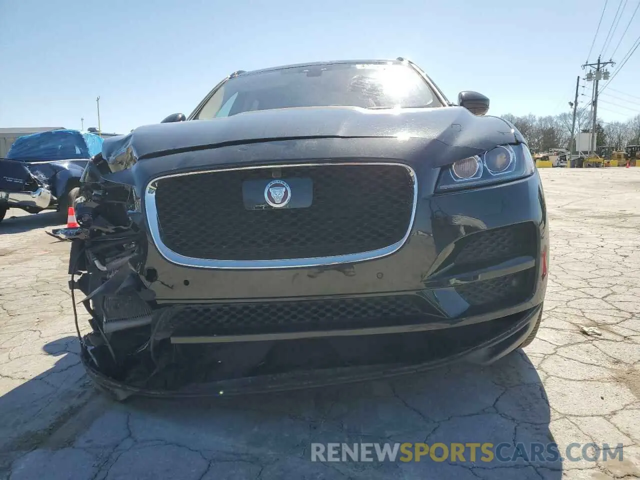 5 fotografías del automóvil dañado SADCK2GX9KA368541 JAGUAR F-PACE 2019