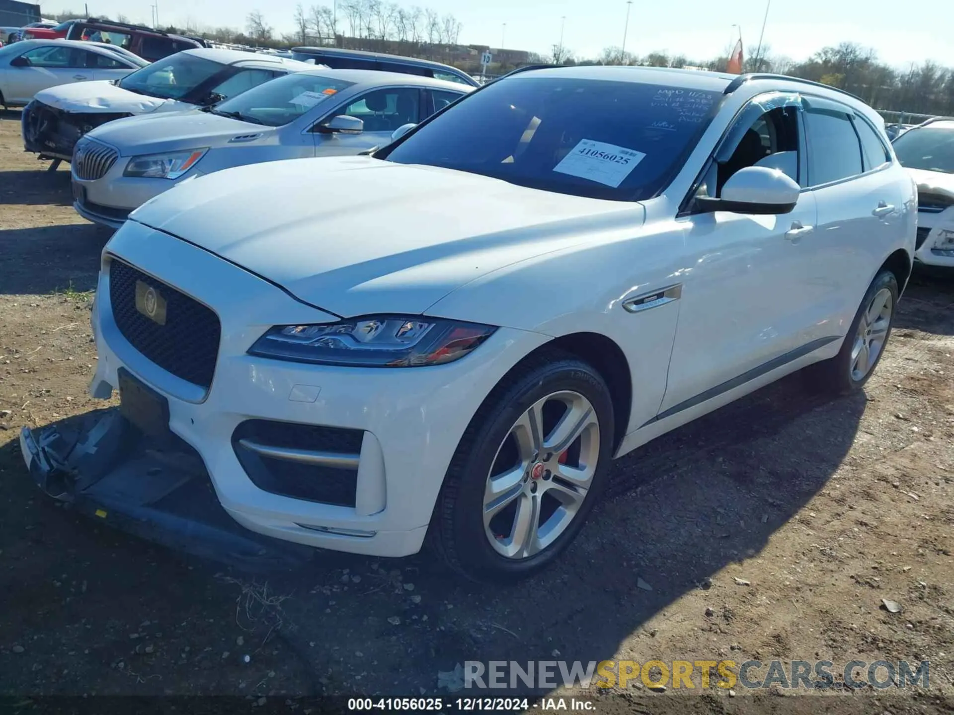 2 fotografías del automóvil dañado SADCL2FX2KA392145 JAGUAR F-PACE 2019