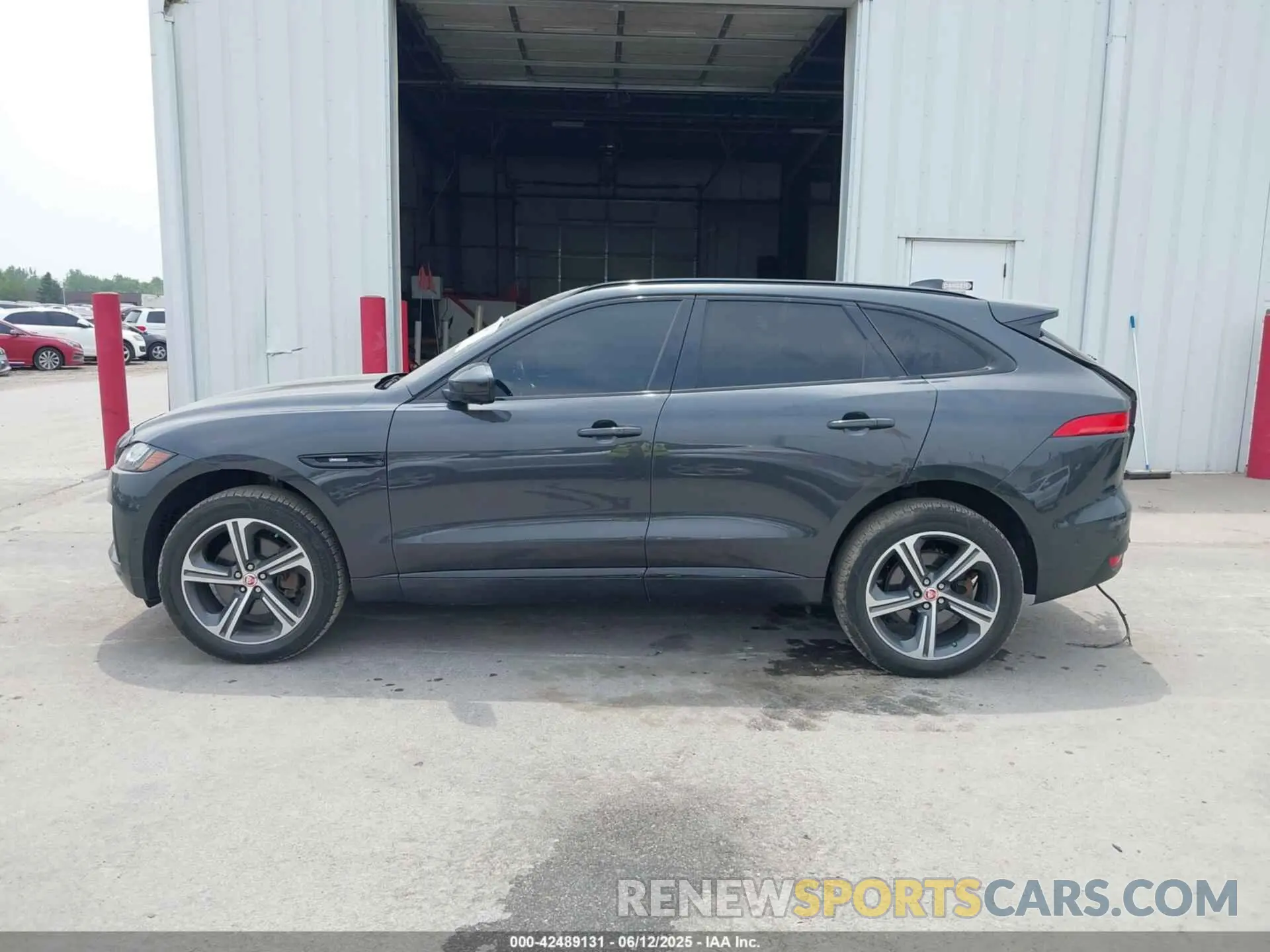 13 fotografías del automóvil dañado SADCL2GX3KA600791 JAGUAR F-PACE 2019