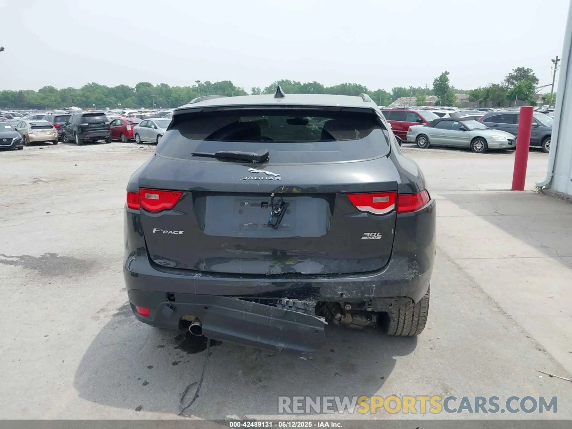 15 fotografías del automóvil dañado SADCL2GX3KA600791 JAGUAR F-PACE 2019
