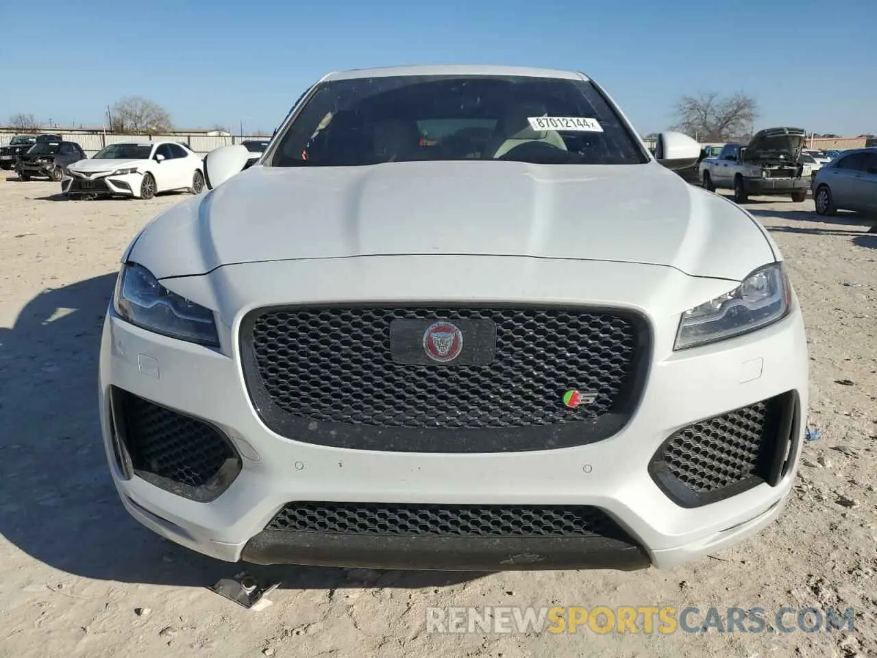 5 fotografías del automóvil dañado SADCM2FV1KA391631 JAGUAR F-PACE 2019