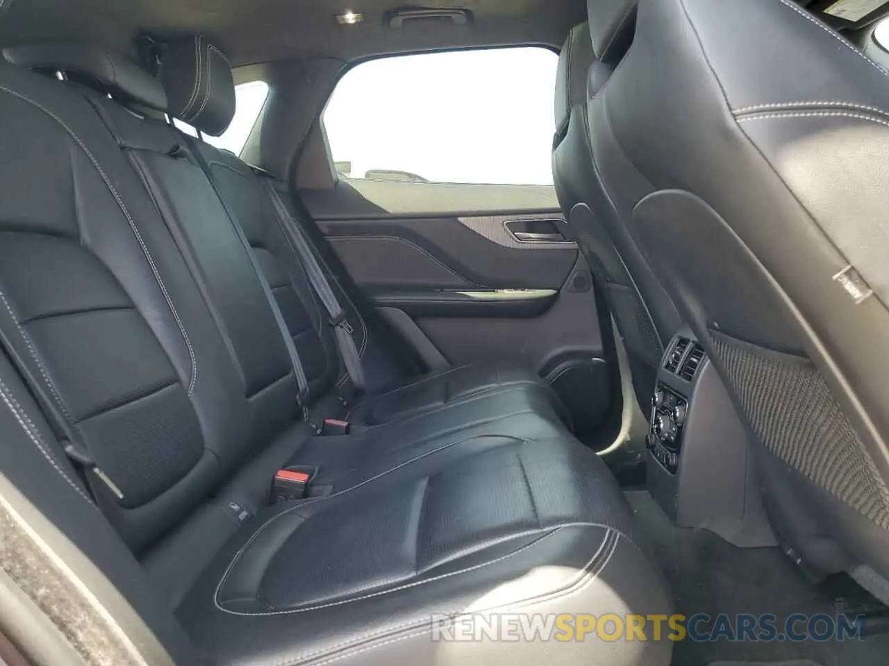 11 fotografías del automóvil dañado SADCM2FV1KA395386 JAGUAR F-PACE 2019