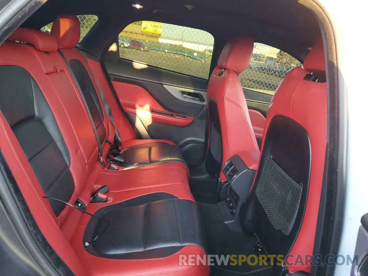 11 fotografías del automóvil dañado SADCM2FV2KA357519 JAGUAR F-PACE 2019