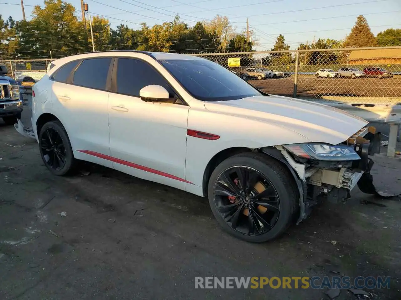 4 fotografías del automóvil dañado SADCM2FV2KA357519 JAGUAR F-PACE 2019