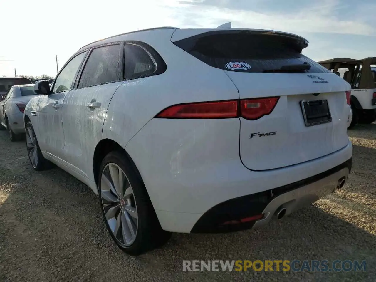 3 fotografías del automóvil dañado SADCM2FV3KA611755 JAGUAR F-PACE 2019