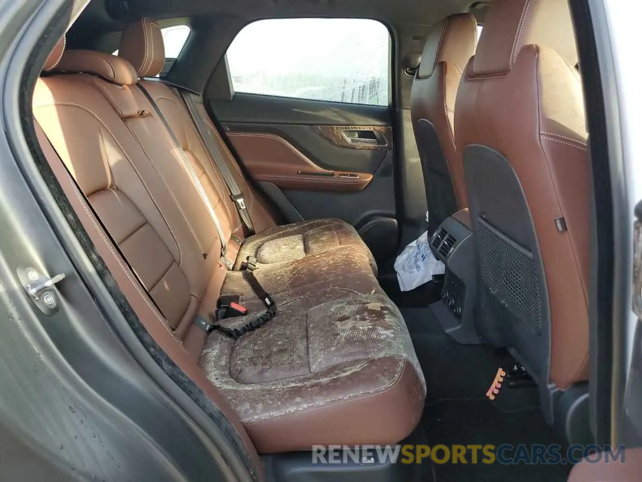 6 fotografías del automóvil dañado SADCM2FV3KA611755 JAGUAR F-PACE 2019