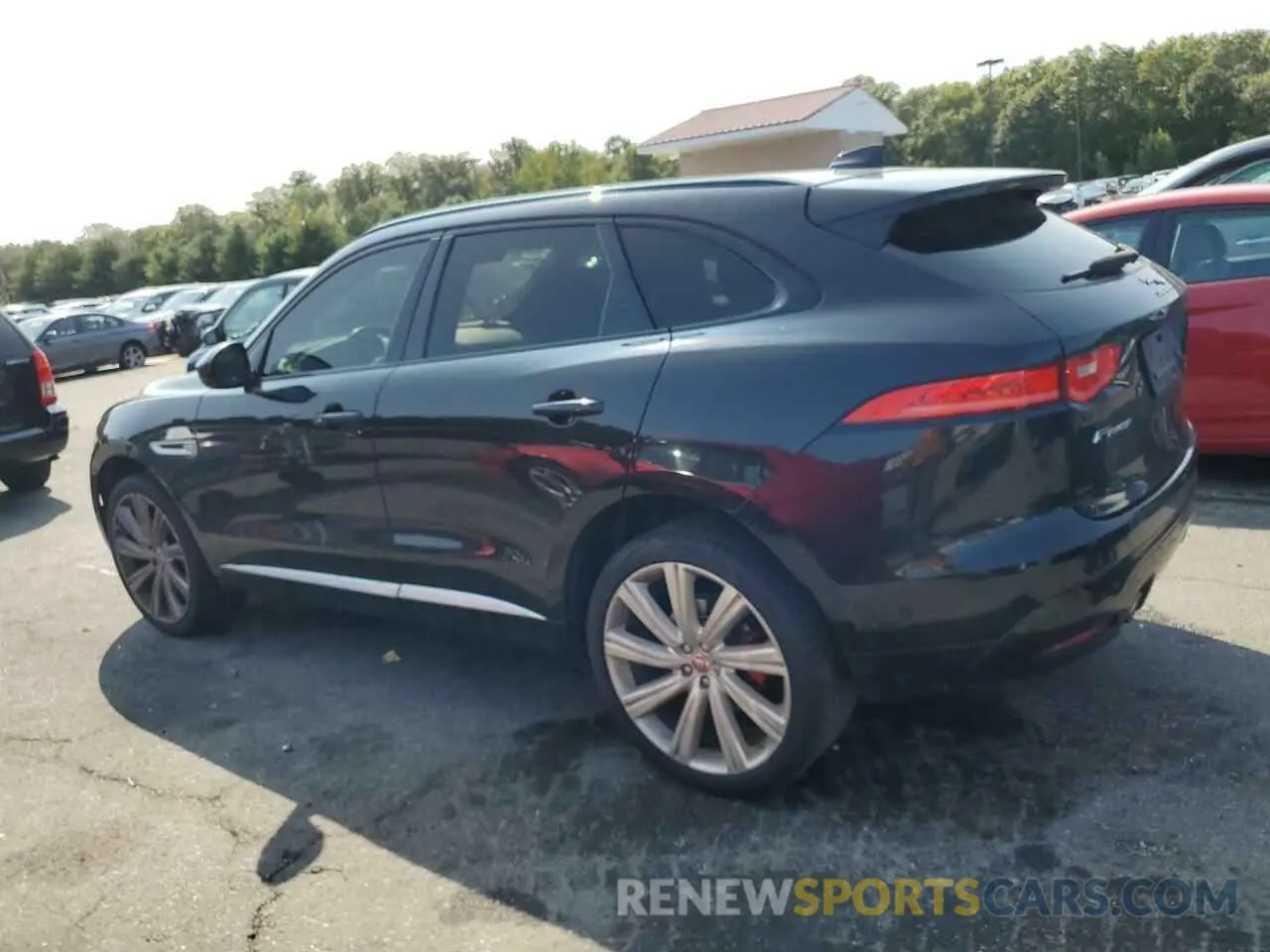 2 fotografías del automóvil dañado SADCM2FV8KA609726 JAGUAR F-PACE 2019