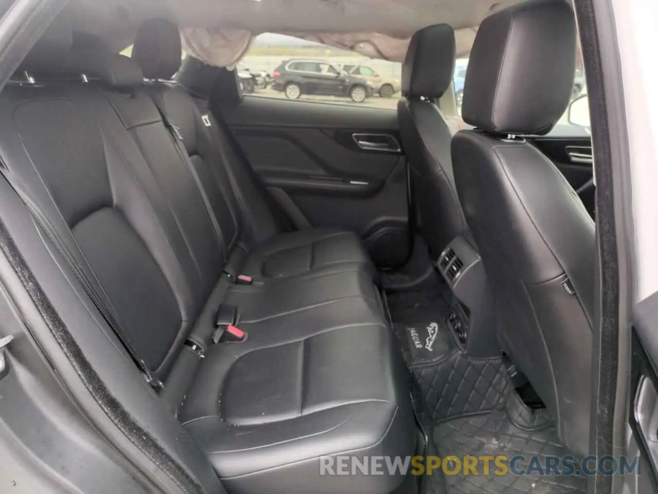 11 fotografías del automóvil dañado SADCS2FX0KA602177 JAGUAR F-PACE 2019