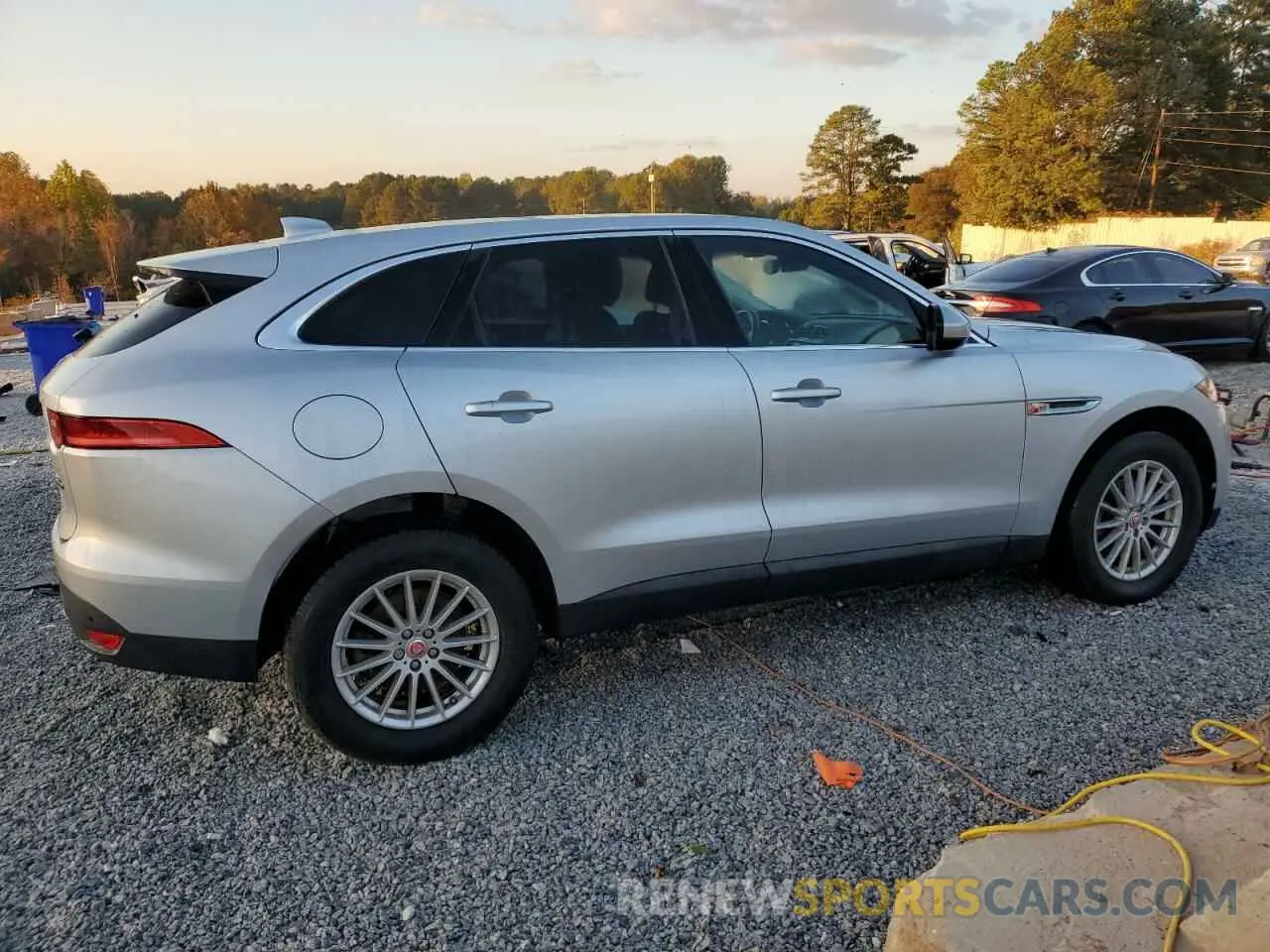 3 fotografías del automóvil dañado SADCS2FX0KA616001 JAGUAR F-PACE 2019