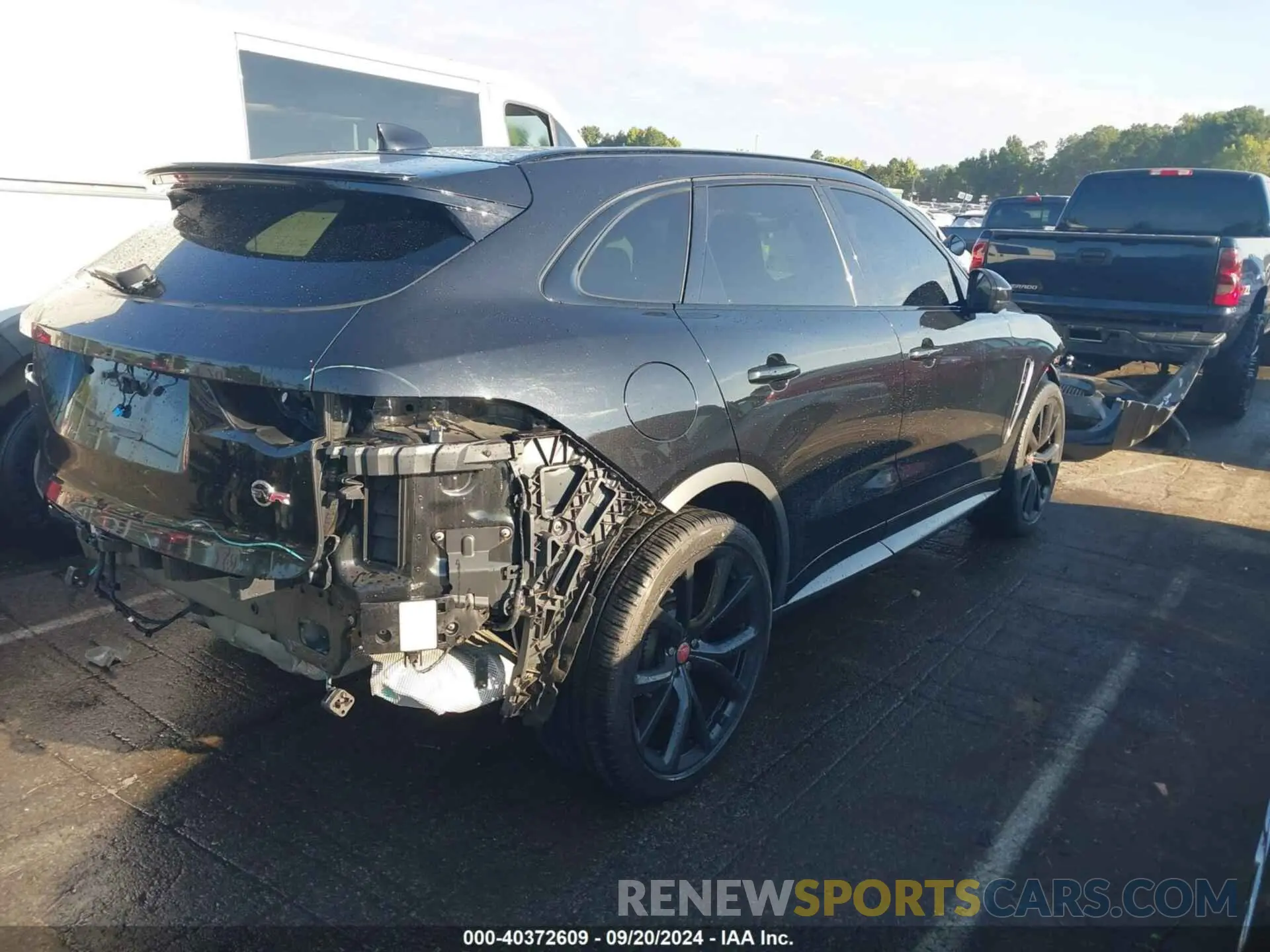 4 fotografías del automóvil dañado SADCZ2EE1KA607304 JAGUAR F-PACE 2019