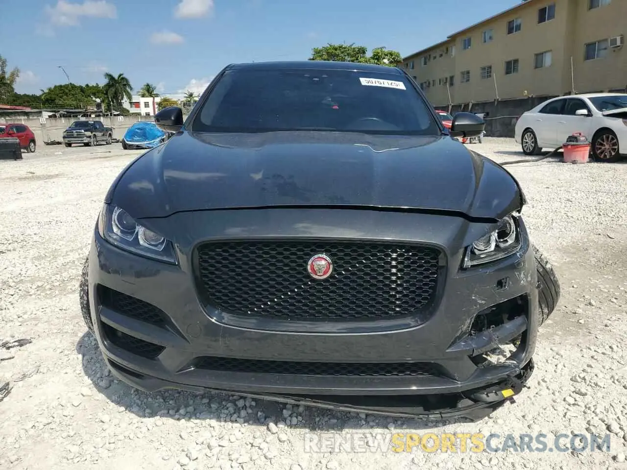 5 fotografías del automóvil dañado SADCJ2FX0LA646149 JAGUAR F-PACE 2020