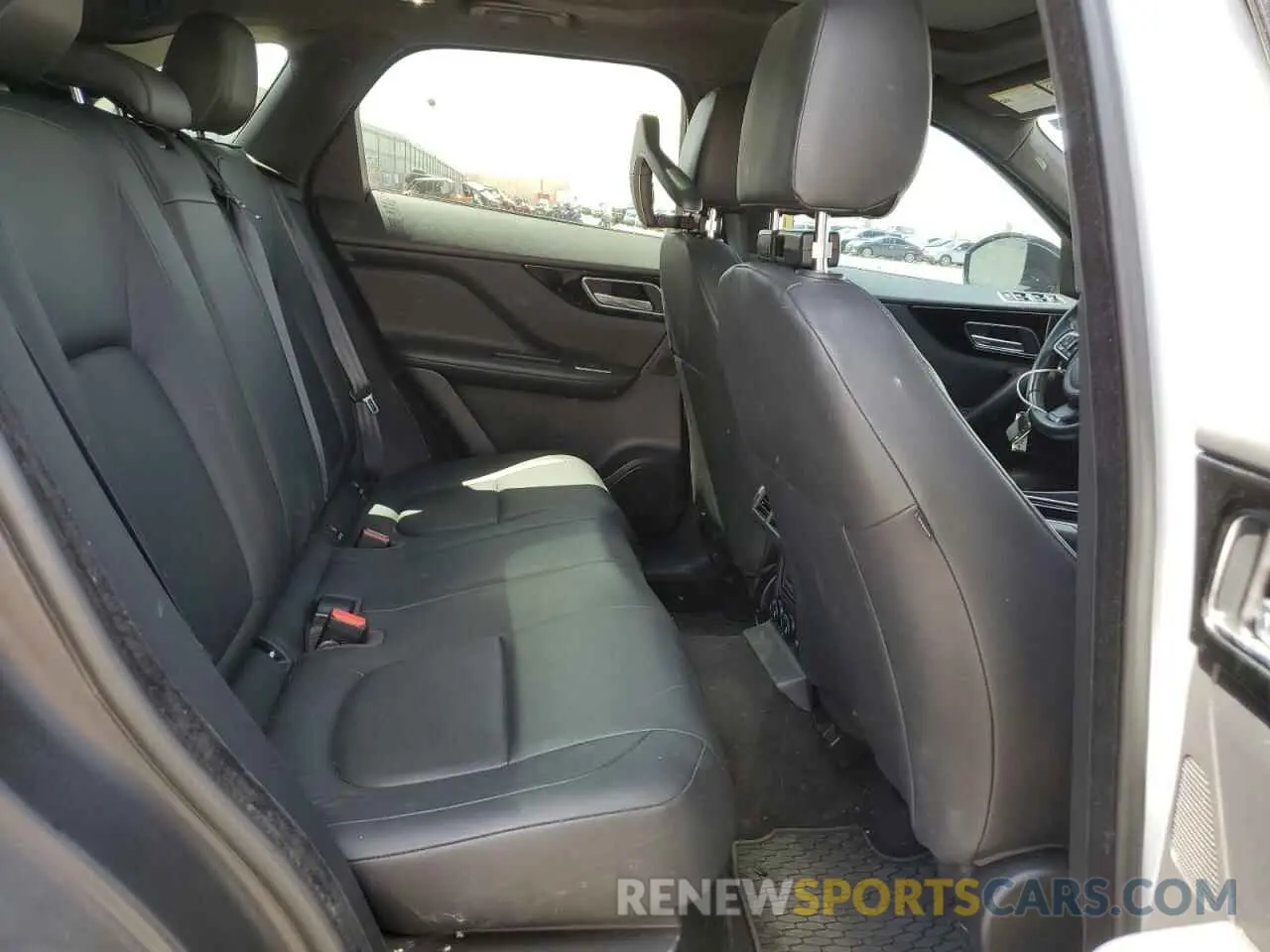 11 fotografías del automóvil dañado SADCJ2FX2LA639994 JAGUAR F-PACE 2020