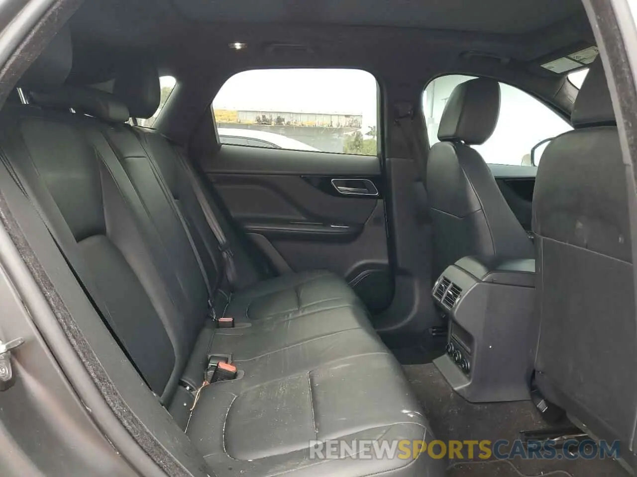 11 fotografías del automóvil dañado SADCJ2FX3LA626428 JAGUAR F-PACE 2020