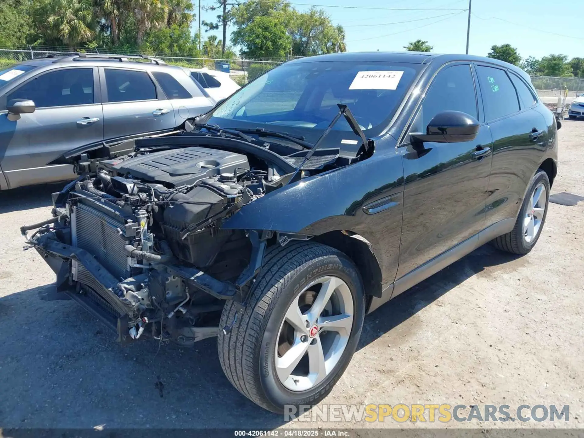 2 fotografías del automóvil dañado SADCJ2FX8LA632287 JAGUAR F-PACE 2020