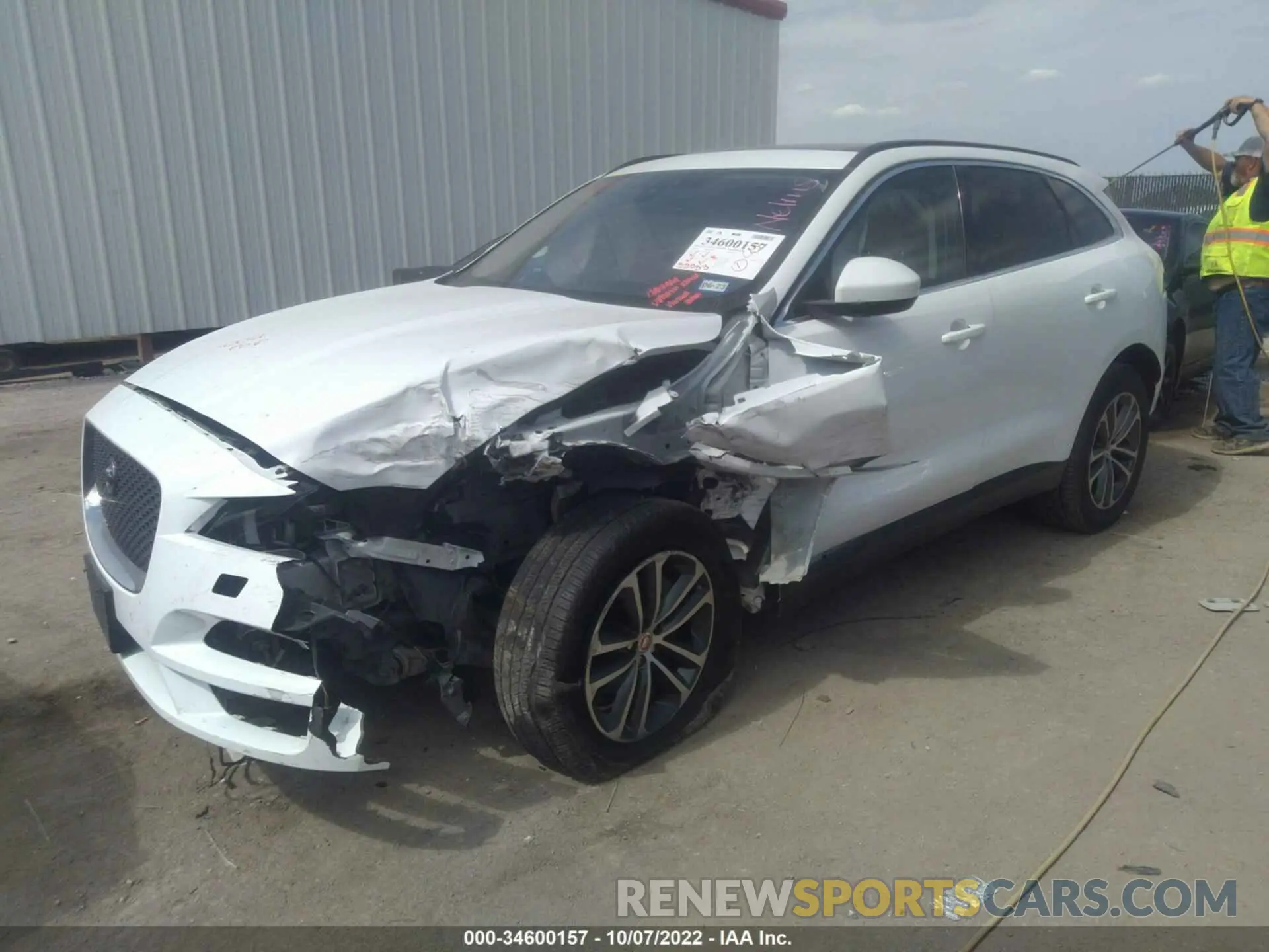 2 fotografías del automóvil dañado SADCJ2FX9LA619287 JAGUAR F-PACE 2020