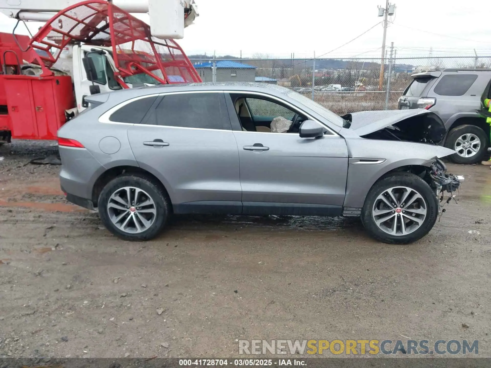 14 fotografías del automóvil dañado SADCJ2FX9LA643542 JAGUAR F-PACE 2020