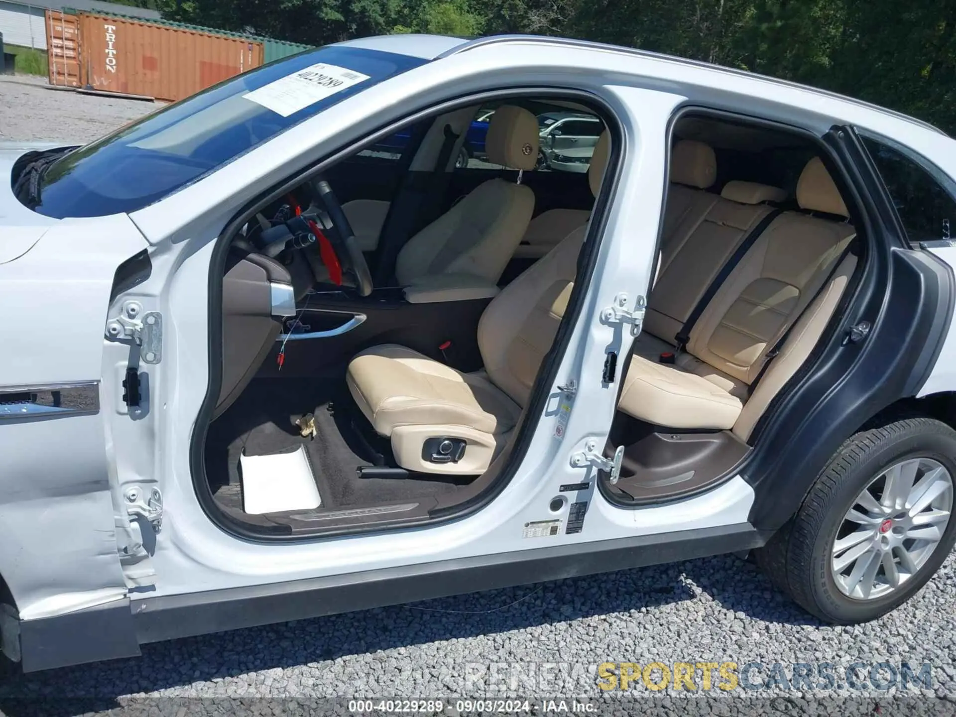18 fotografías del automóvil dañado SADCK2FX5LA646144 JAGUAR F-PACE 2020
