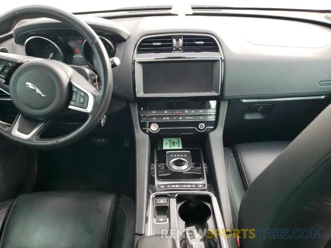 8 fotografías del automóvil dañado SADCK2GX0LA635440 JAGUAR F-PACE 2020