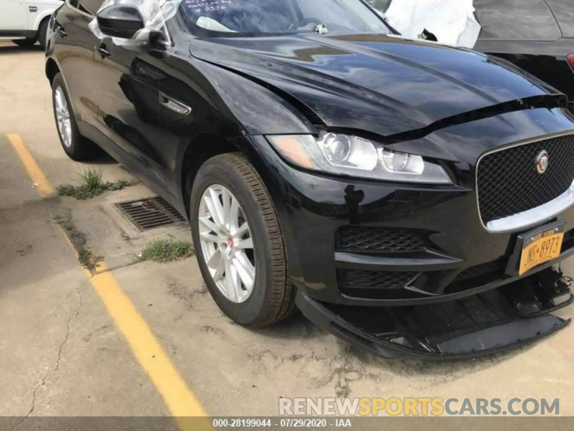 10 fotografías del automóvil dañado SADCK2GX0LA636376 JAGUAR F-PACE 2020