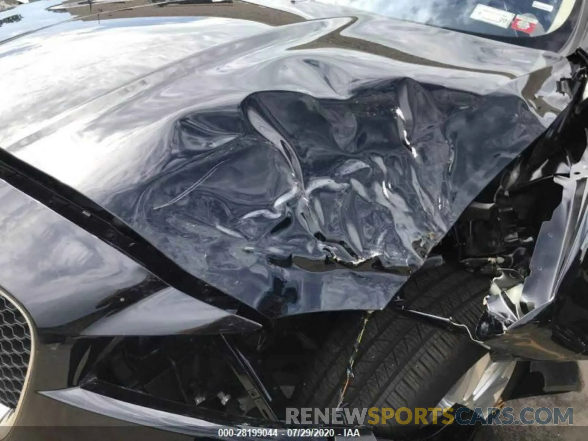 8 fotografías del automóvil dañado SADCK2GX0LA636376 JAGUAR F-PACE 2020