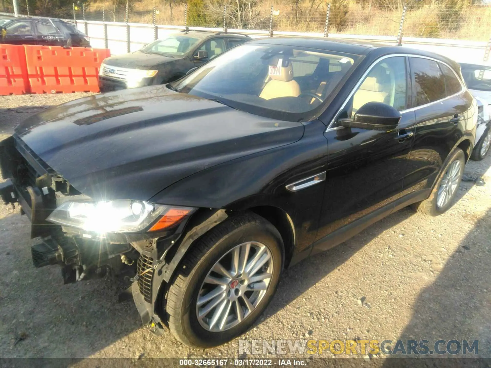 2 fotografías del automóvil dañado SADCK2GX7LA635399 JAGUAR F-PACE 2020
