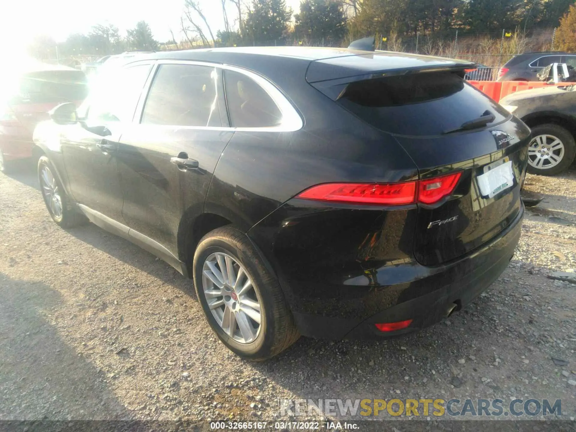 3 fotografías del automóvil dañado SADCK2GX7LA635399 JAGUAR F-PACE 2020