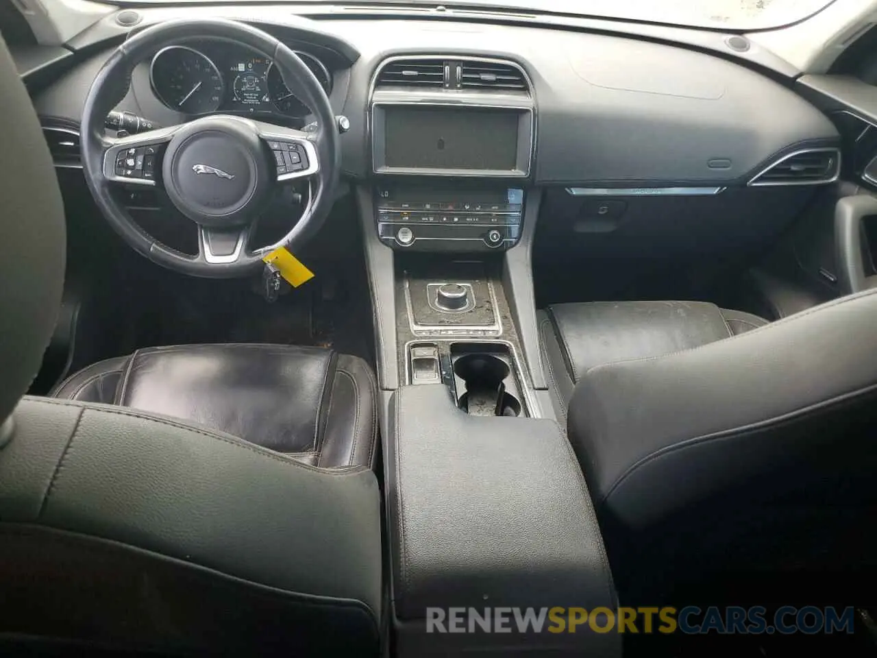 8 fotografías del automóvil dañado SADCK2GX9LA638255 JAGUAR F-PACE 2020