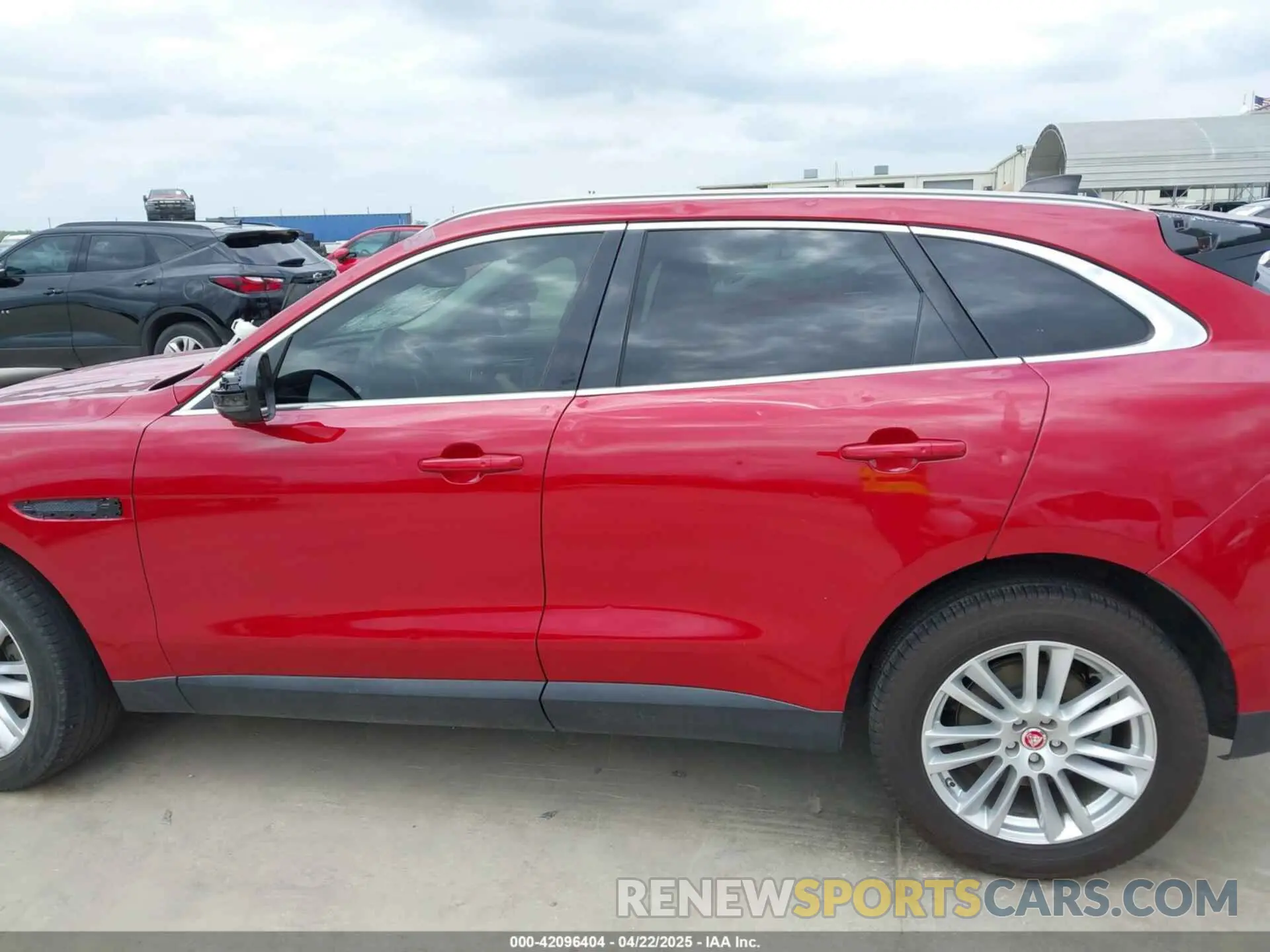 14 fotografías del automóvil dañado SADCK2GXXLA621934 JAGUAR F-PACE 2020