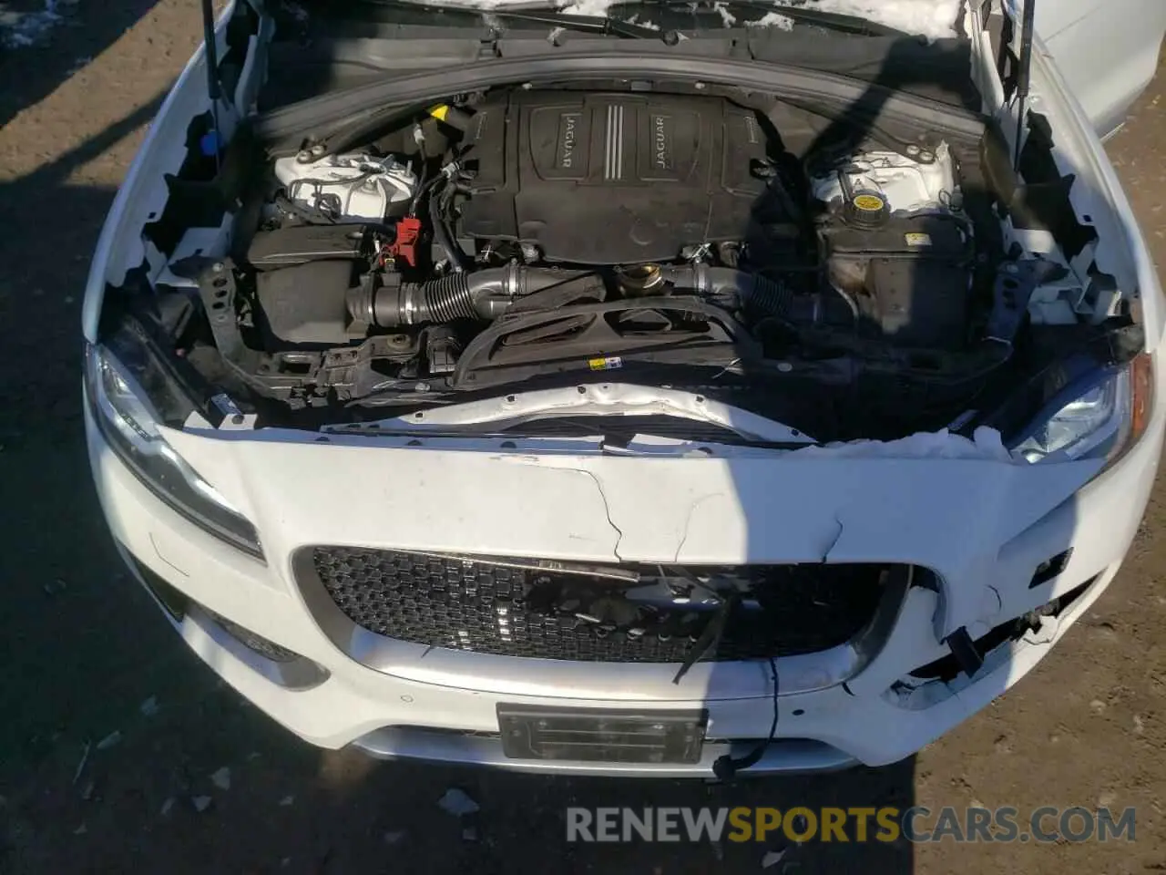 12 fotografías del automóvil dañado SADCM2FV0LA646299 JAGUAR F-PACE 2020