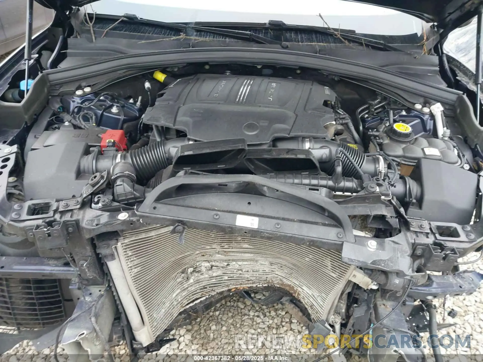 10 fotografías del automóvil dañado SADCM2FV1LA635148 JAGUAR F-PACE 2020