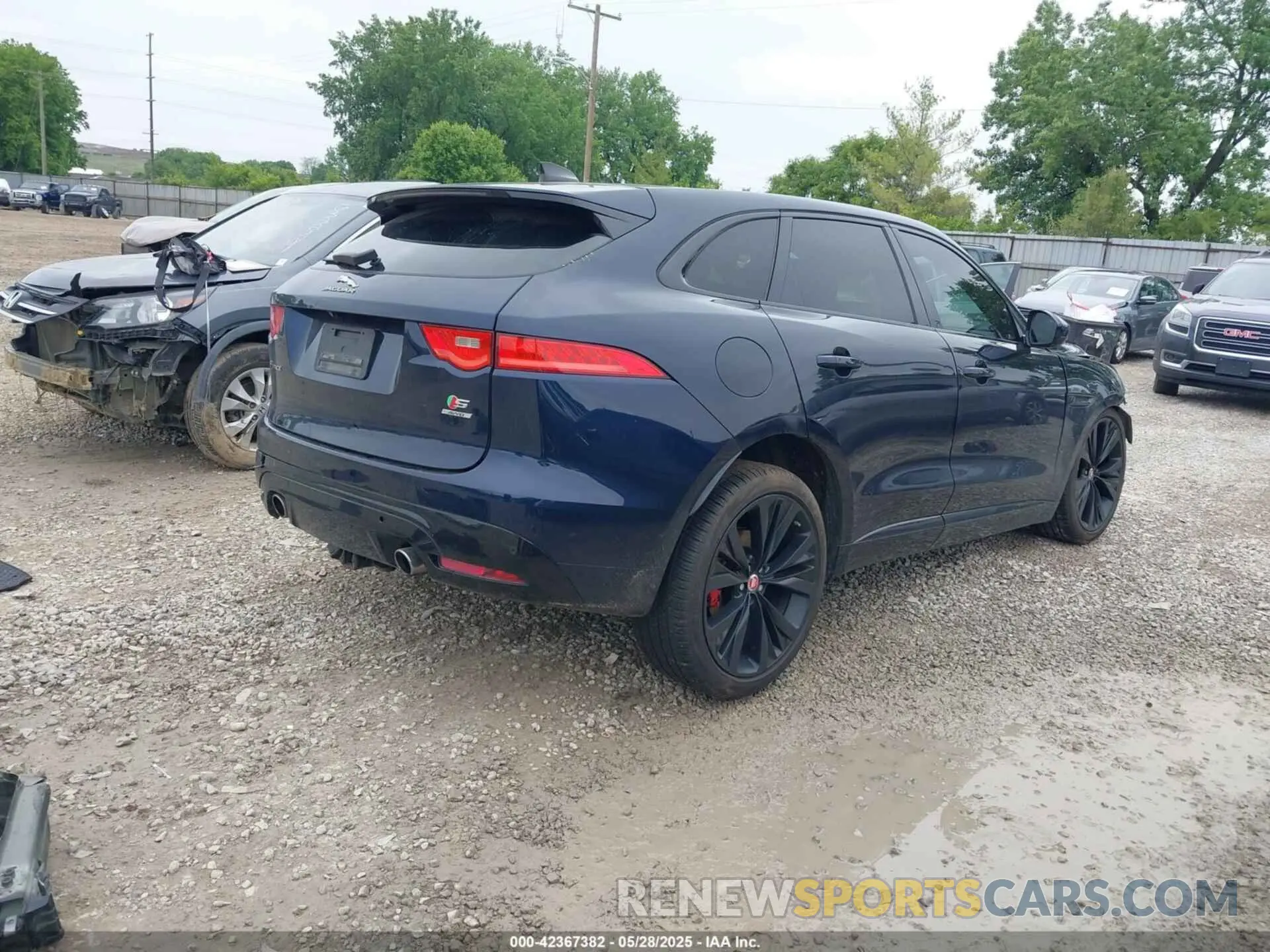 4 fotografías del automóvil dañado SADCM2FV1LA635148 JAGUAR F-PACE 2020