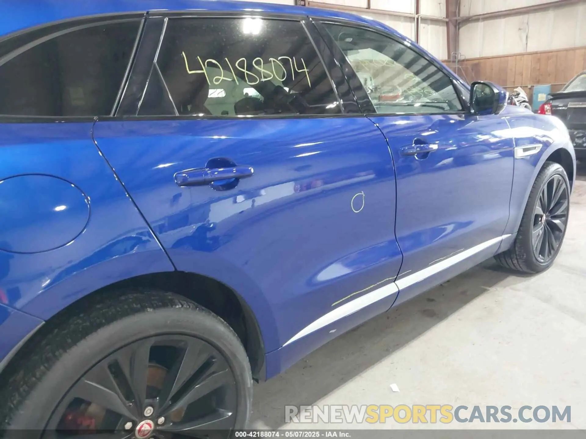 15 fotografías del automóvil dañado SADCM2FV4LA645110 JAGUAR F-PACE 2020