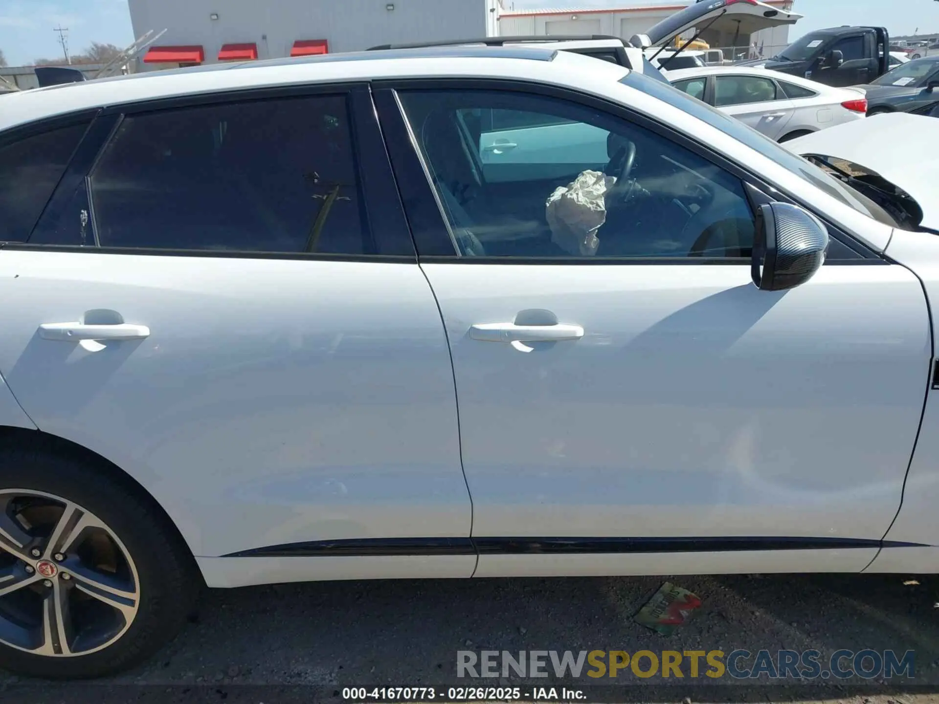 14 fotografías del automóvil dañado SADCM2FV5LA638361 JAGUAR F-PACE 2020