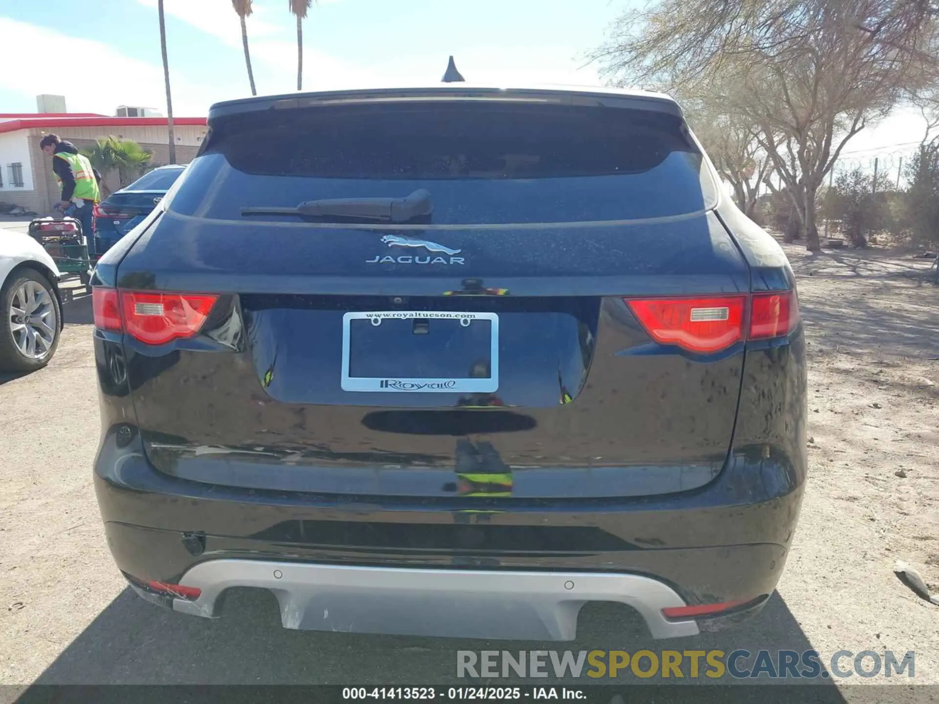 15 fotografías del automóvil dañado SADCM2FV6LA641169 JAGUAR F-PACE 2020