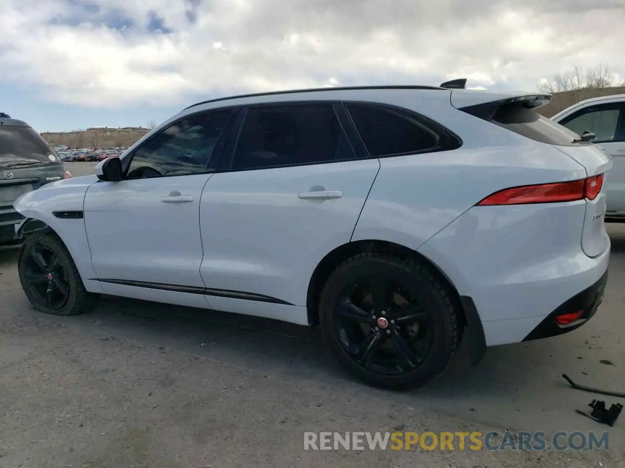 2 fotografías del automóvil dañado SADCP2FX3LA617100 JAGUAR F-PACE 2020