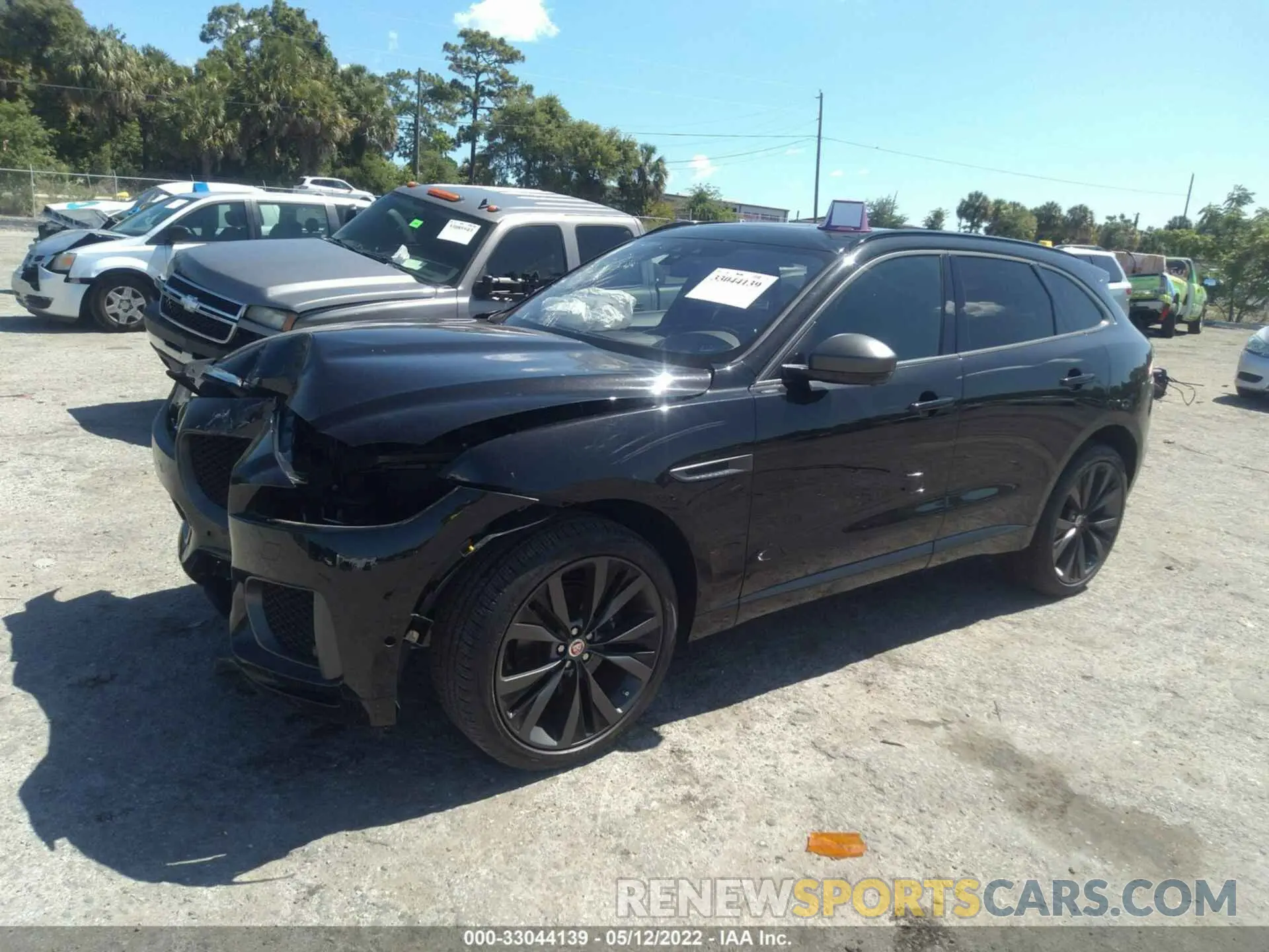 2 fotografías del automóvil dañado SADCX2GX2LA620763 JAGUAR F-PACE 2020