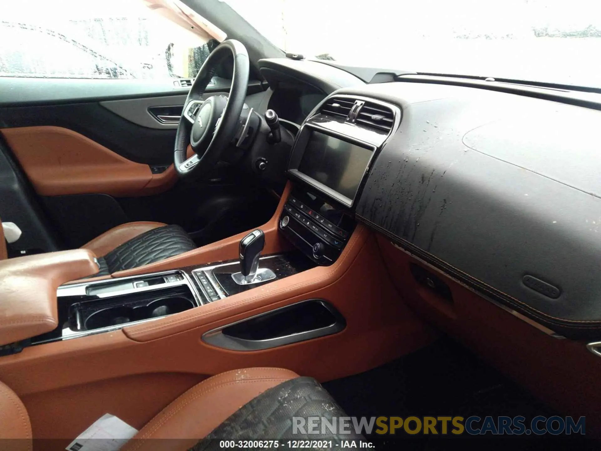 5 fotografías del automóvil dañado SADCZ2EE1LA656813 JAGUAR F-PACE 2020