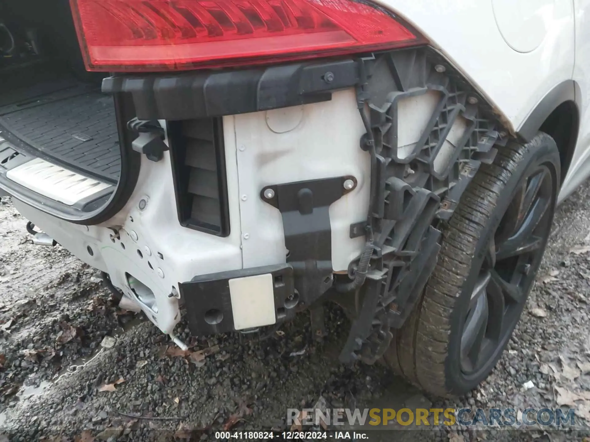21 fotografías del automóvil dañado SADCZ2EE2LA634545 JAGUAR F-PACE 2020