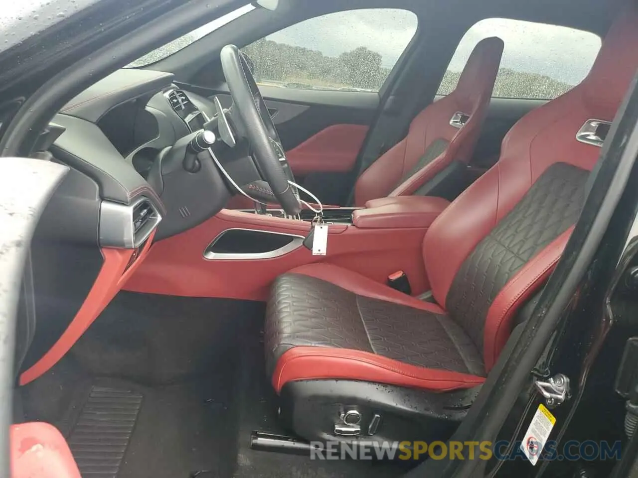 7 fotografías del automóvil dañado SADCZ2EE3LA617303 JAGUAR F-PACE 2020